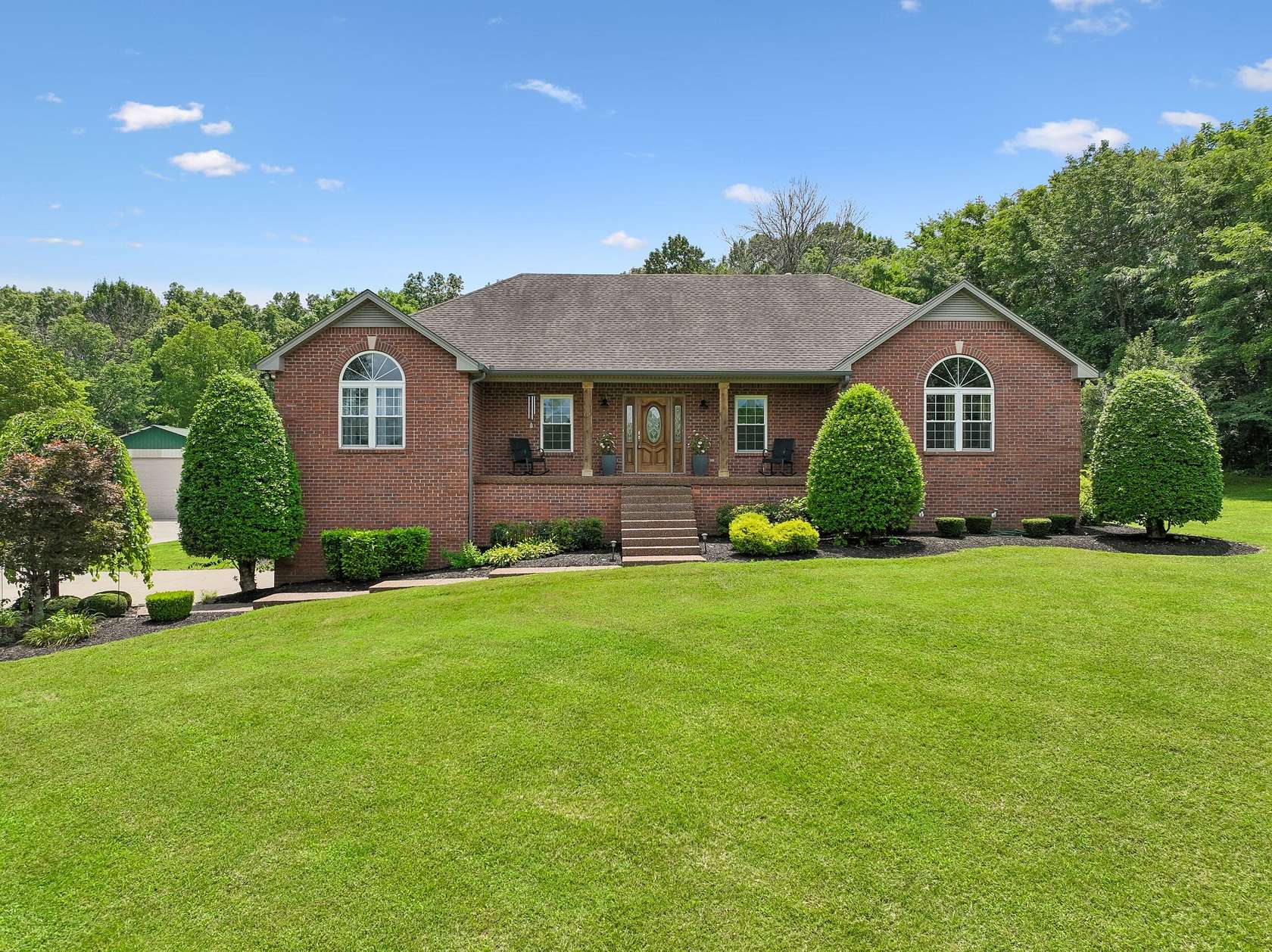7 Acres of Land with Home for Sale in Lebanon, Tennessee
