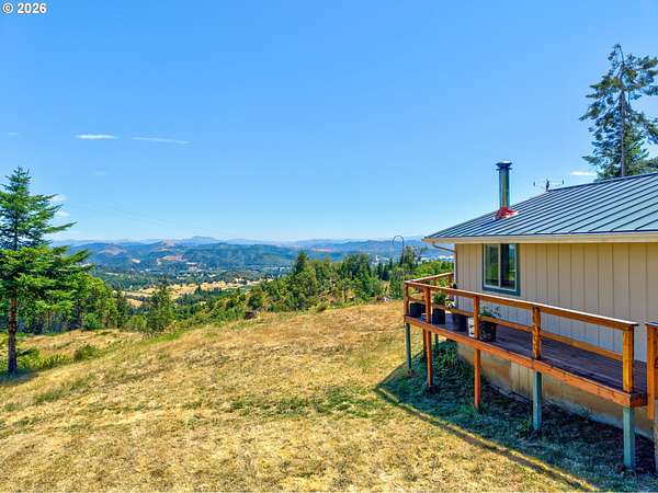 45.5 Acres of Recreational Land with Home for Sale in Roseburg, Oregon