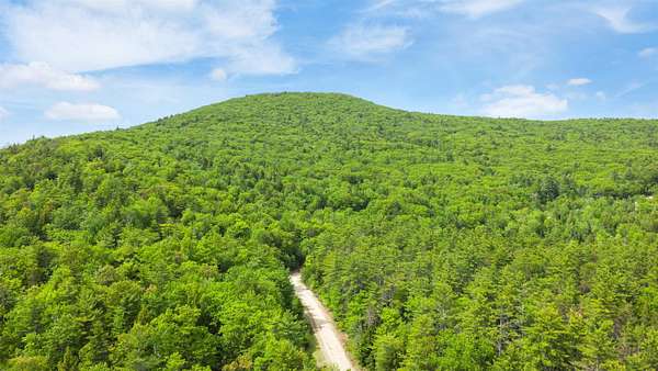 10 Acres of Recreational Land for Sale in New Durham, New Hampshire