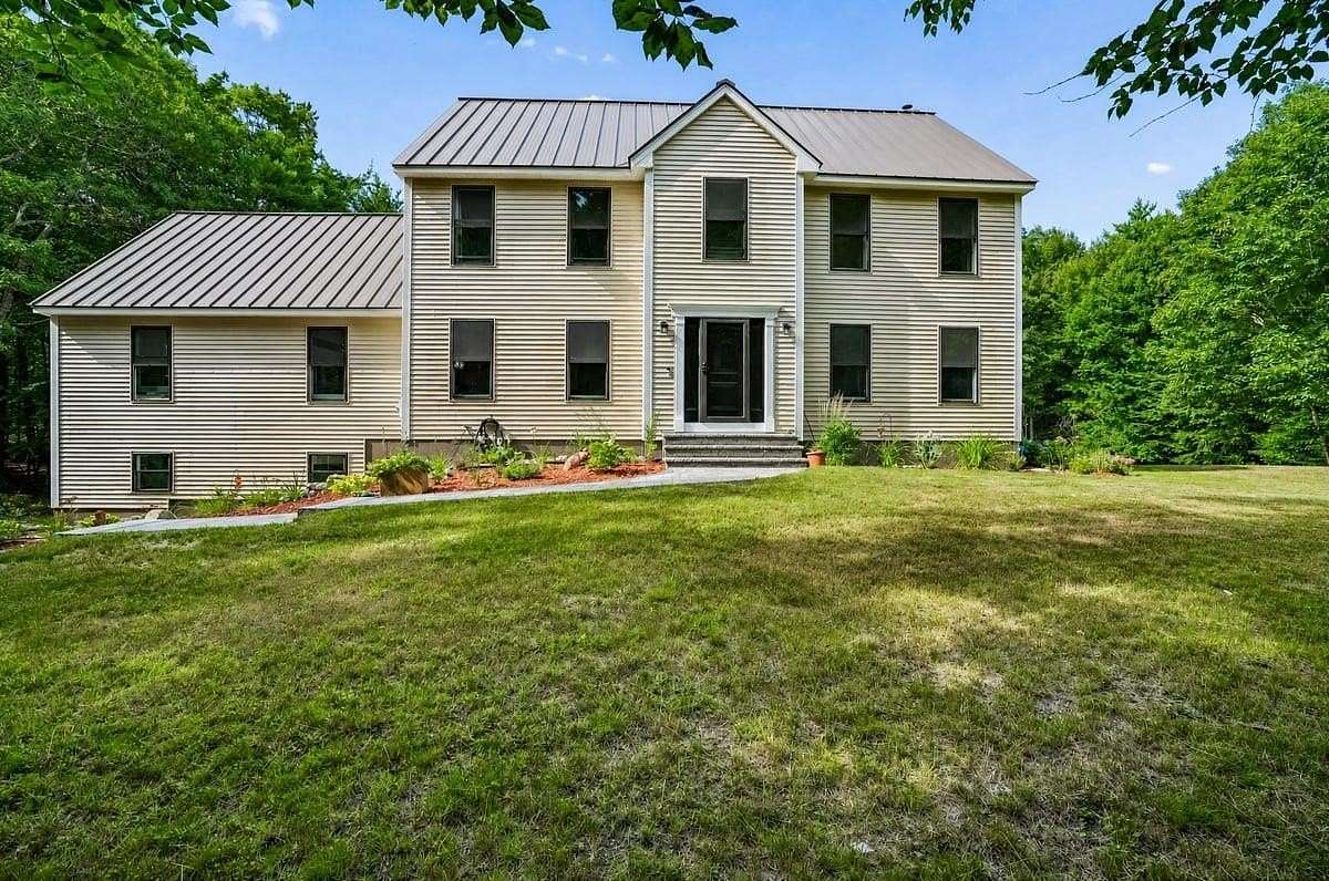 5.42 Acres of Land with Home for Sale in Mont Vernon, New Hampshire