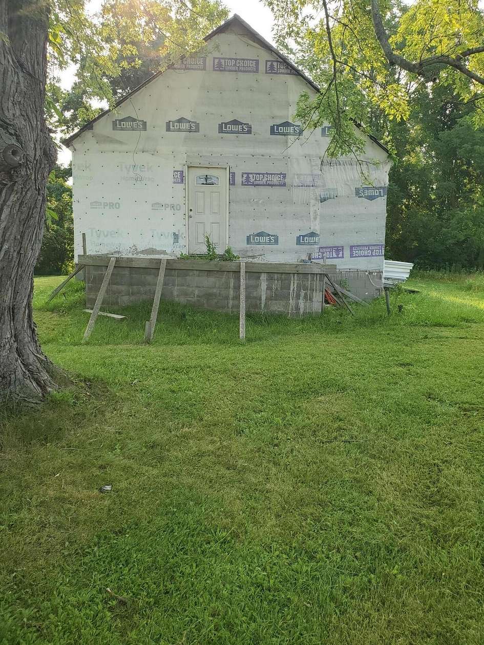 2 Acres of Improved Residential Land for Sale in Benton Harbor, Michigan