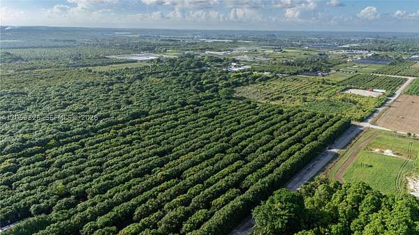 20 Acres of Land for Sale in Miami, Florida