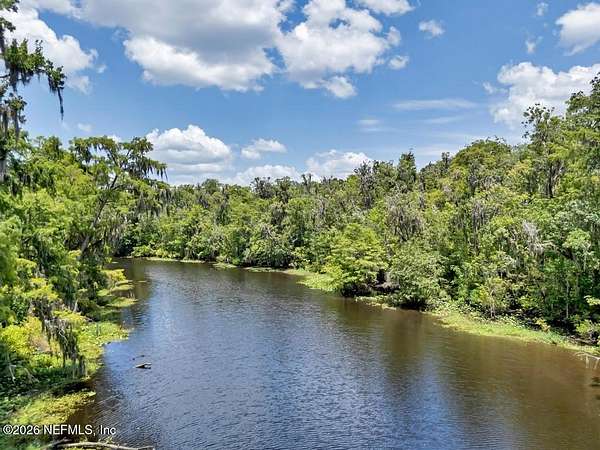 0.75 Acres of Land for Sale in Green Cove Springs, Florida