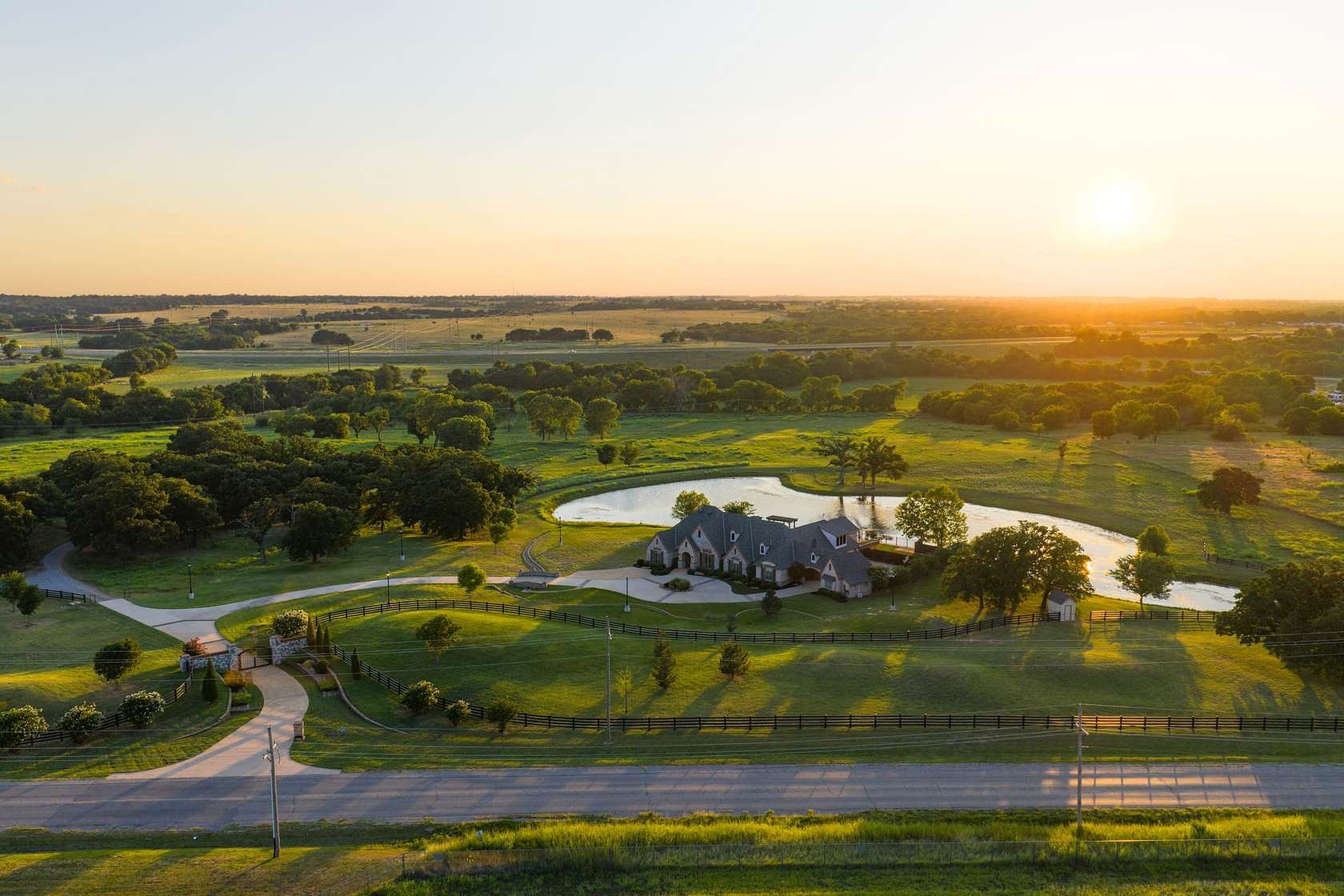 10 Acres of Recreational Land with Home for Sale in Duncan, Oklahoma