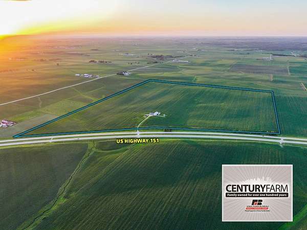 172 Acres of Recreational Land for Auction in East Monticello, Iowa