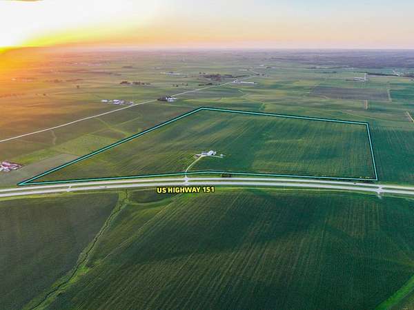172 Acres of Recreational Land for Auction in East Monticello, Iowa