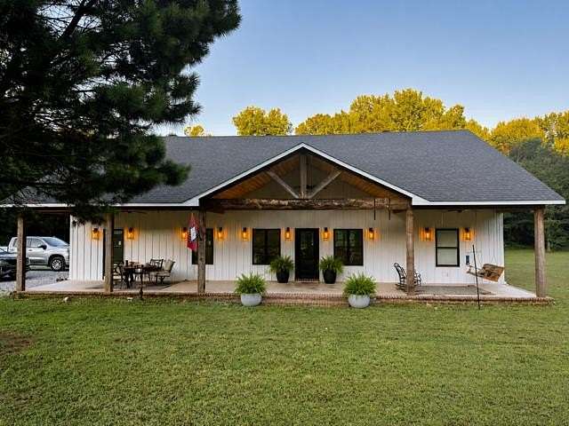 15.9 Acres of Land with Home for Sale in Wynne, Arkansas