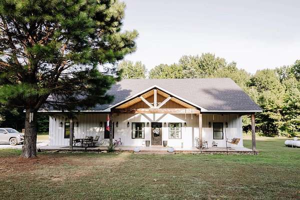 15.9 Acres of Land with Home for Sale in Wynne, Arkansas