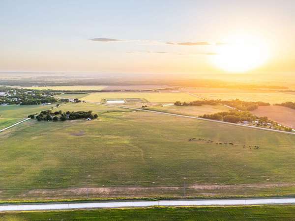 119 Acres of Land for Sale in Cleo Springs, Oklahoma