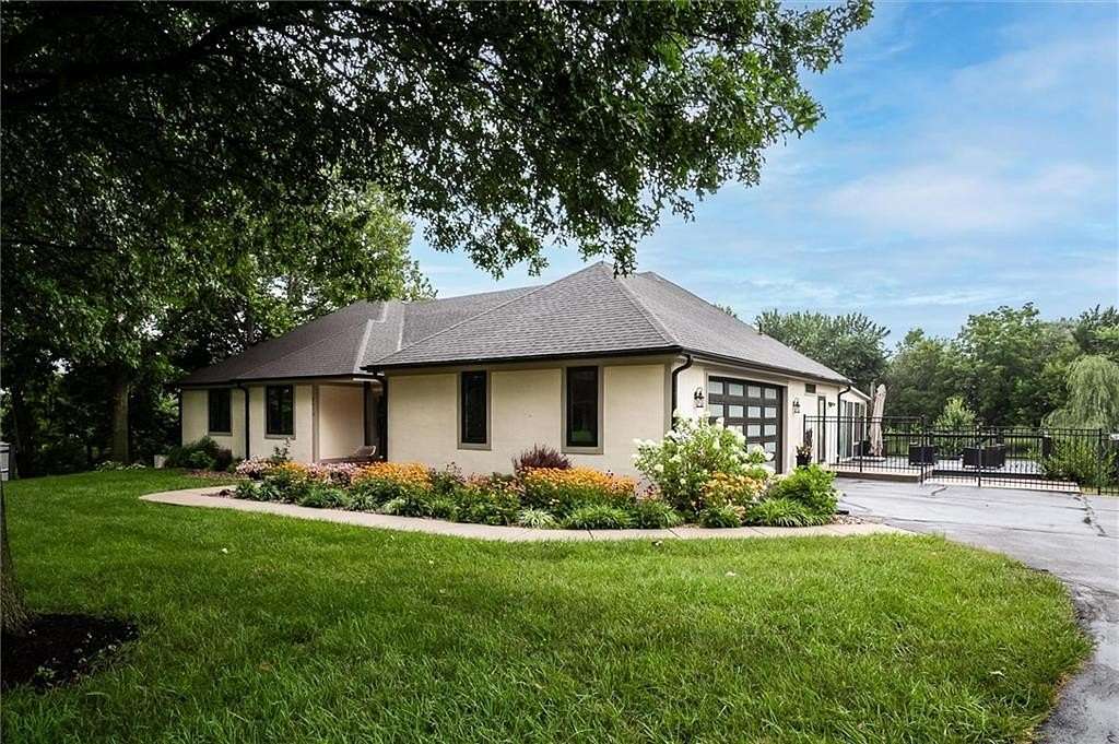 1.64 Acres of Land with Home for Sale in Liberty, Missouri