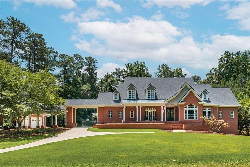 2.5 Acres of Land with Home for Sale in Roswell, Georgia