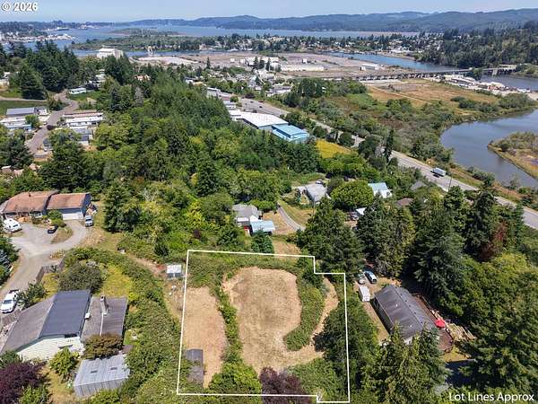 0.43 Acres of Residential Land for Sale in Bunker Hill, Oregon