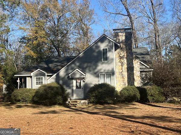 2 Acres of Land with Home for Sale in Cochran, Georgia
