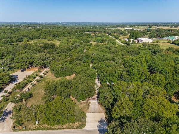 5 Acres of Residential Land for Sale in Aubrey, Texas