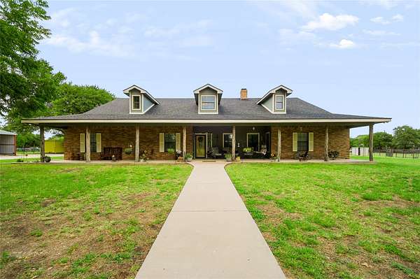 1.68 Acres of Land with Home for Sale in Clyde, Texas