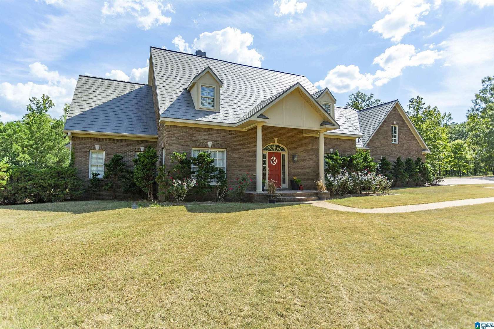 20 Acres of Agricultural Land with Home for Sale in Calera, Alabama