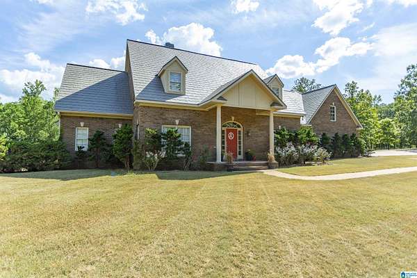 20 Acres of Agricultural Land with Home for Sale in Calera, Alabama