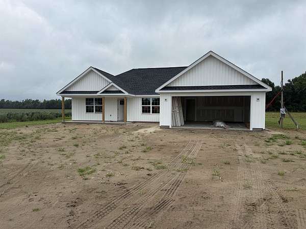 1.63 Acres of Land with Home for Sale in Loris, South Carolina