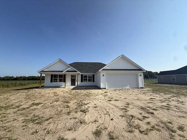 1.63 Acres of Land with Home for Sale in Loris, South Carolina