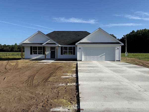 1.63 Acres of Land with Home for Sale in Loris, South Carolina