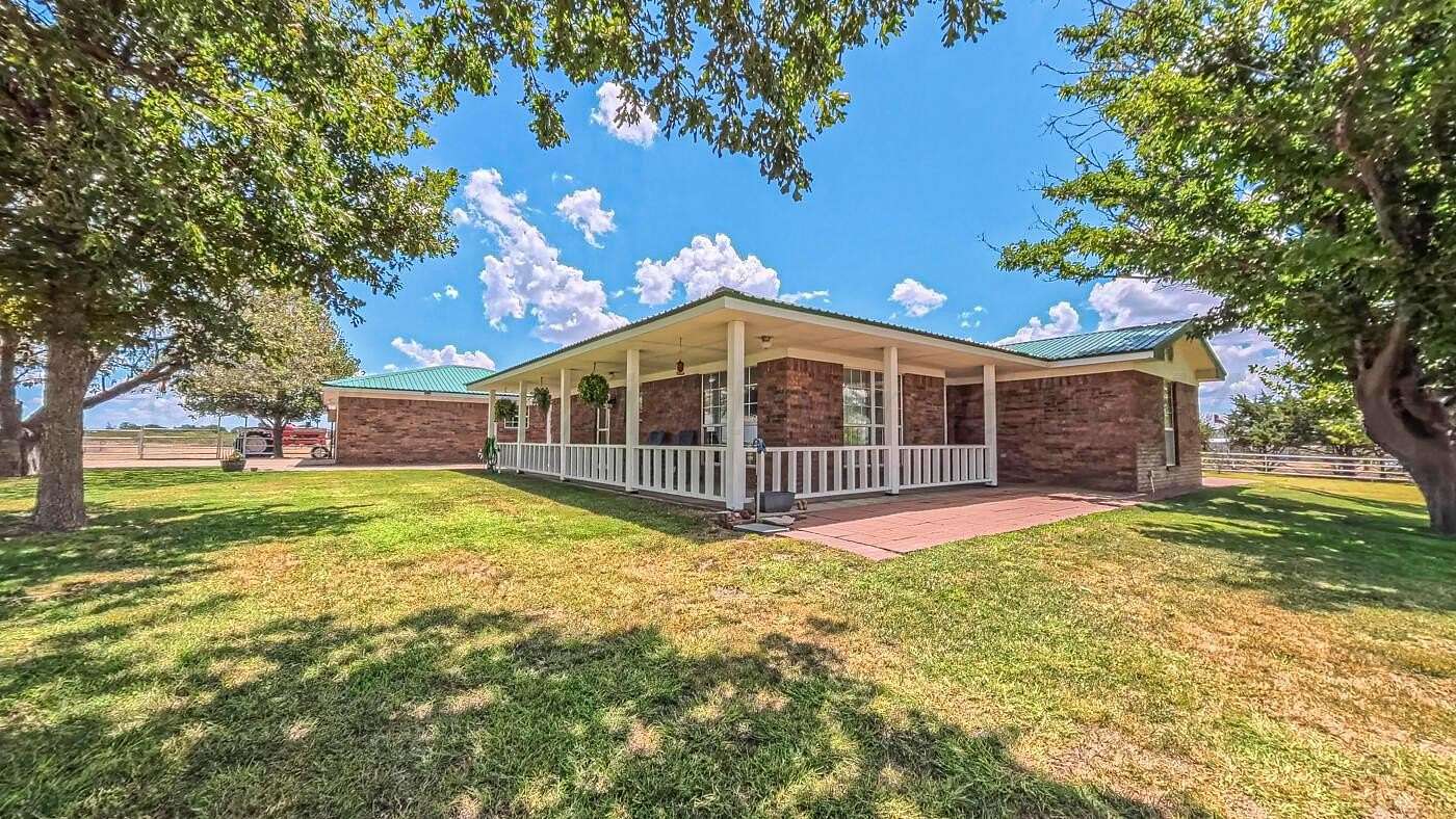 15.3 Acres of Land with Home for Sale in Fritch, Texas