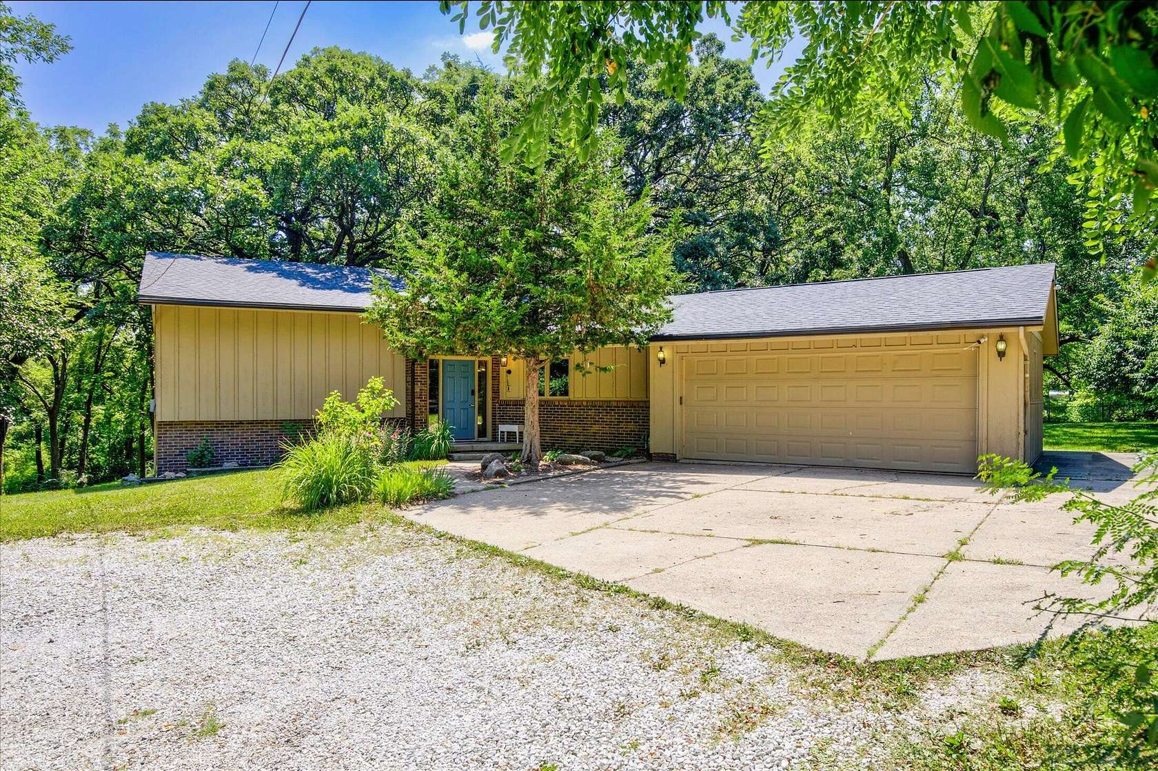 3.45 Acres of Land with Home for Sale in Des Moines, Iowa