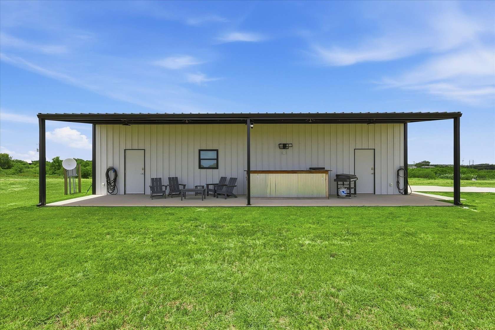 11.7 Acres of Land with Home for Sale in Grandview, Texas