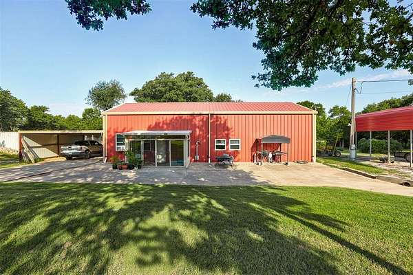 5.1 Acres of Land with Home for Sale in Oklahoma City, Oklahoma
