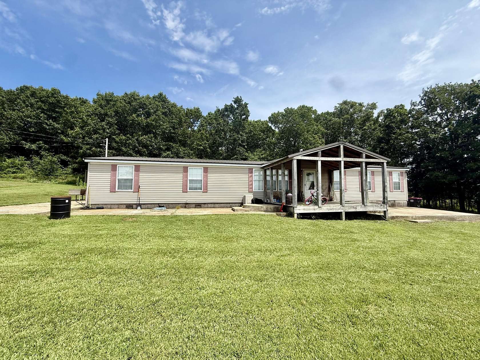 40.4 Acres of Recreational Land with Home for Sale in Bucyrus, Missouri