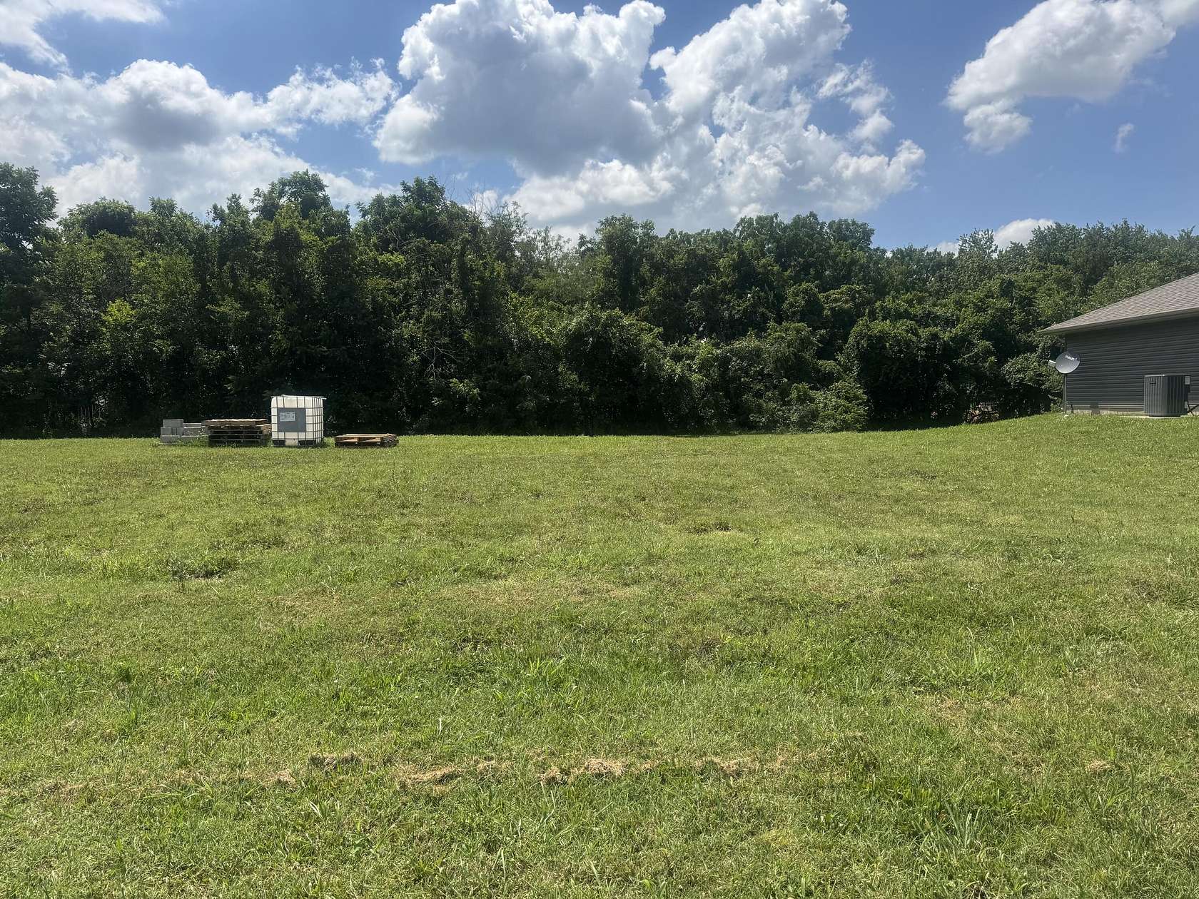 0.75 Acres of Residential Land for Sale in Monett, Missouri