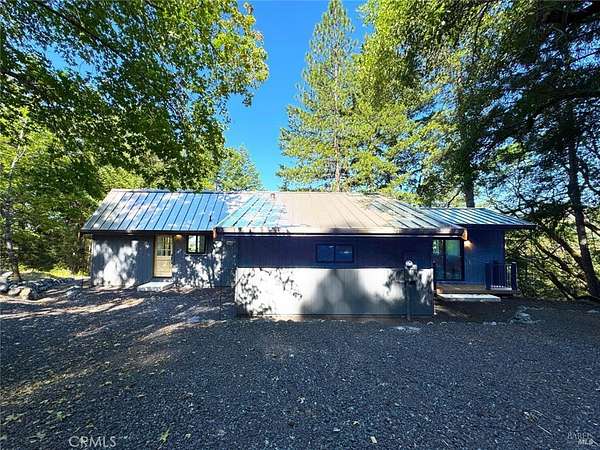 23.4 Acres of Land with Home for Sale in Laytonville, California