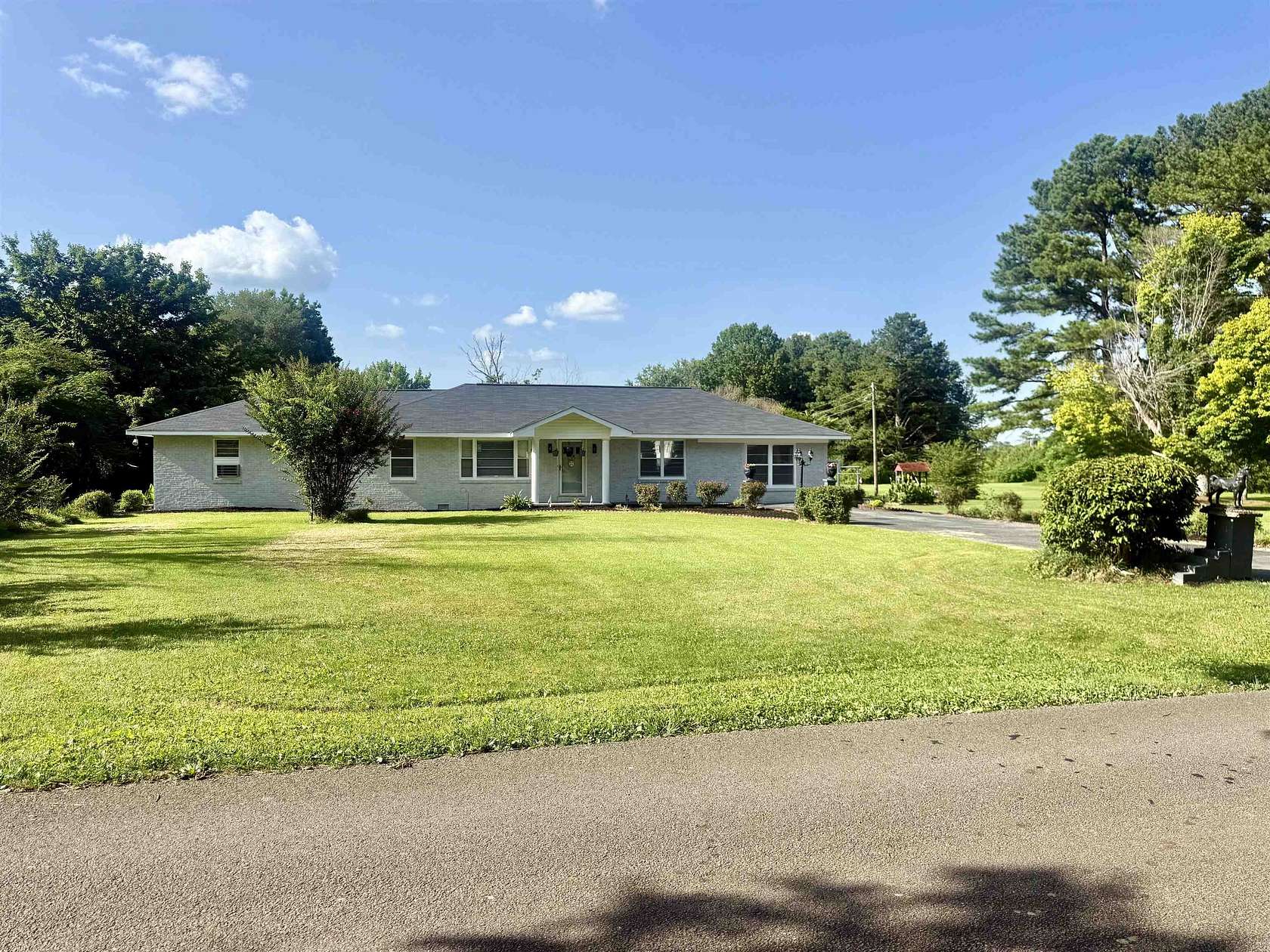 3 Acres of Land with Home for Sale in Killen, Alabama