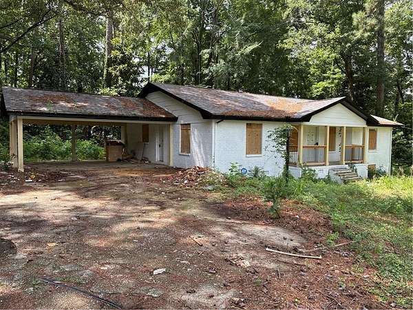 2.75 Acres of Land with Home for Sale in Stone Mountain, Georgia