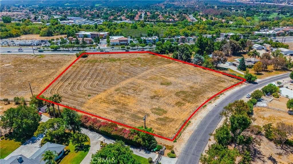 4 Acres of Land for Sale in Temecula, California