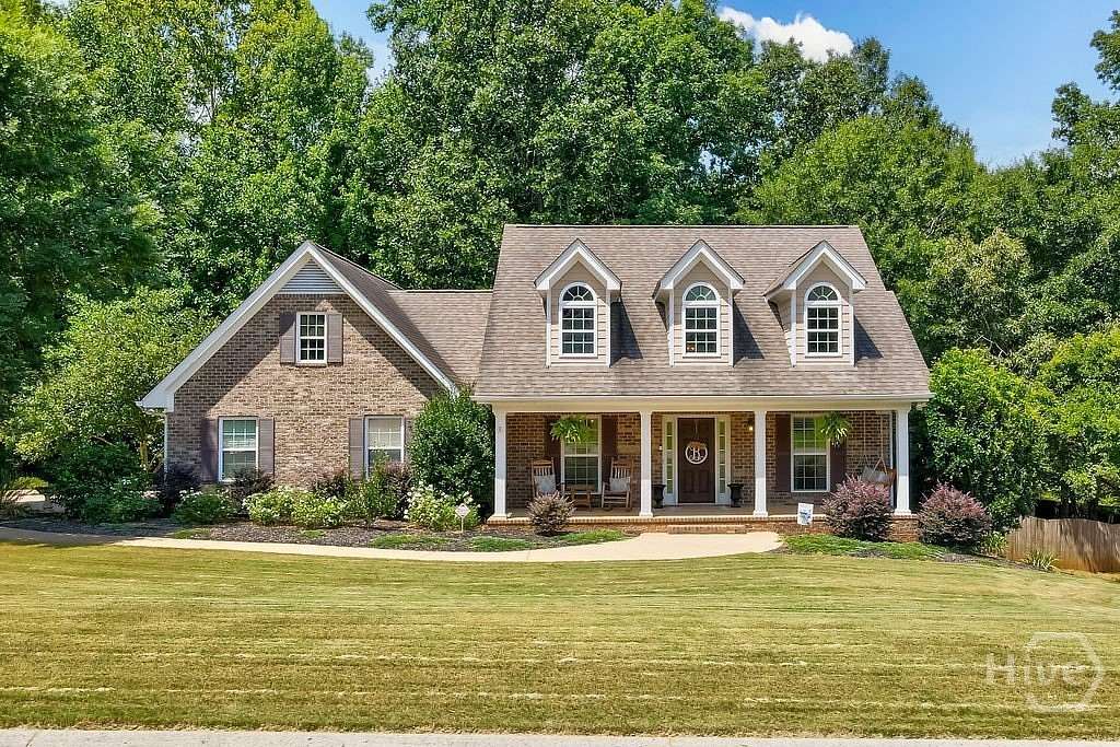 1.75 Acres of Land with Home for Sale in Watkinsville, Georgia