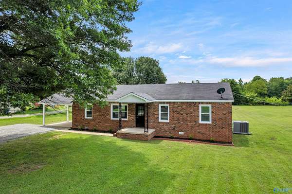 4.5 Acres of Land with Home for Sale in Ardmore, Alabama