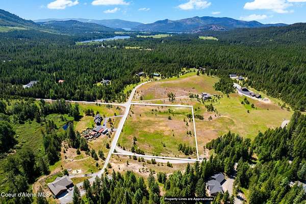 5 Acres of Residential Land for Sale in Sagle, Idaho