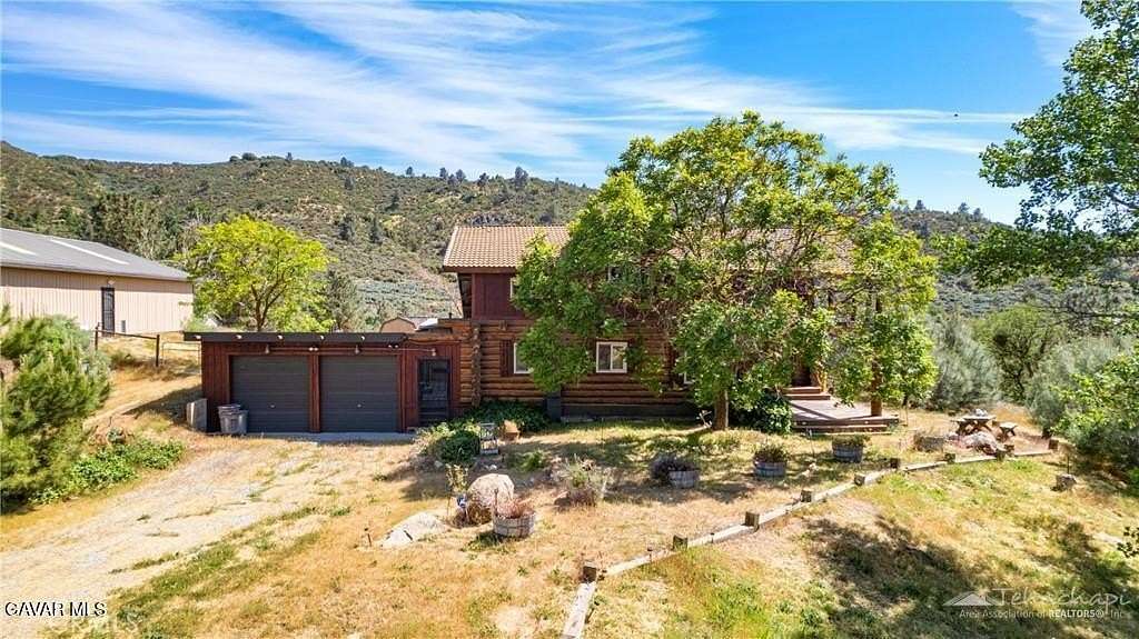 2.78 Acres of Land with Home for Sale in Tehachapi, California