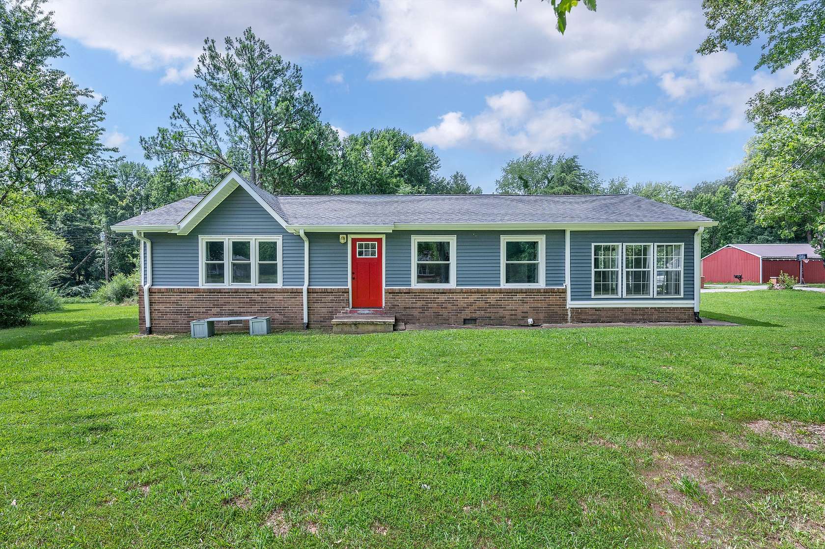 2 Acres of Land with Home for Sale in Tennessee Ridge, Tennessee