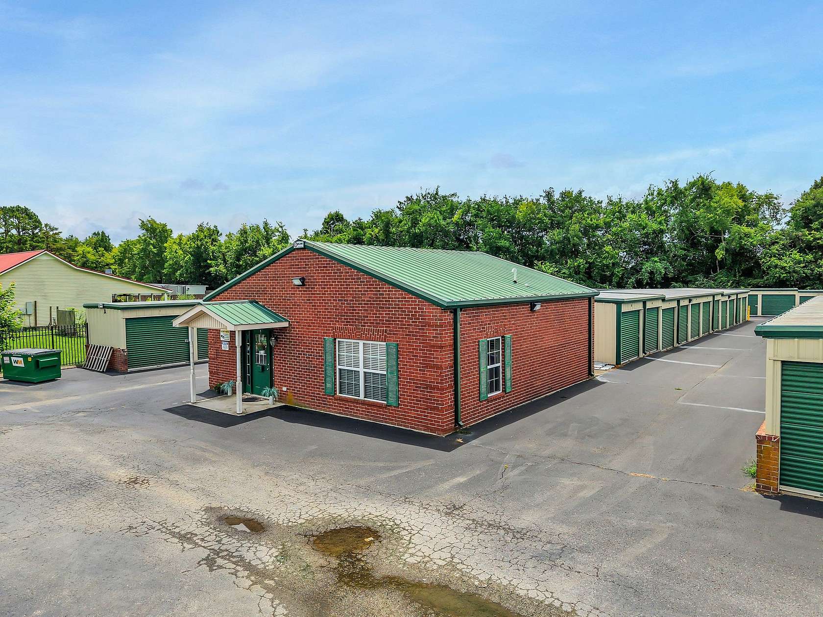 2.23 Acres of Improved Commercial Land for Sale in Murfreesboro, Tennessee