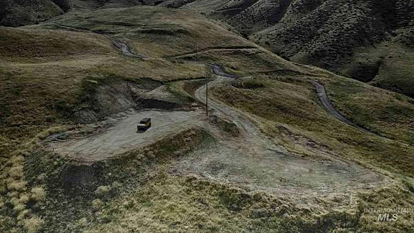 10.9 Acres of Land for Sale in Horseshoe Bend, Idaho