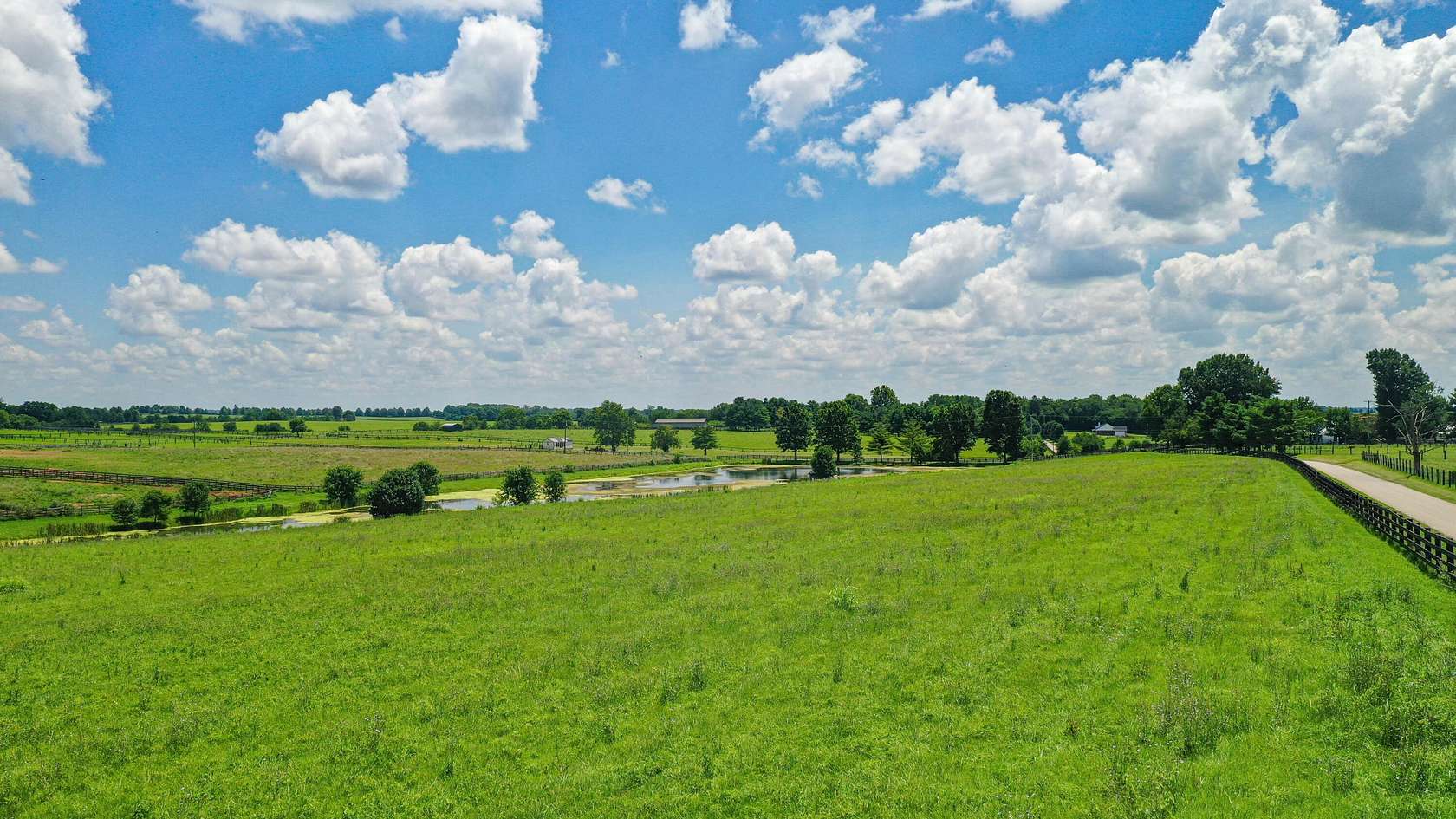 15 Acres of Land for Sale in Paris, Kentucky