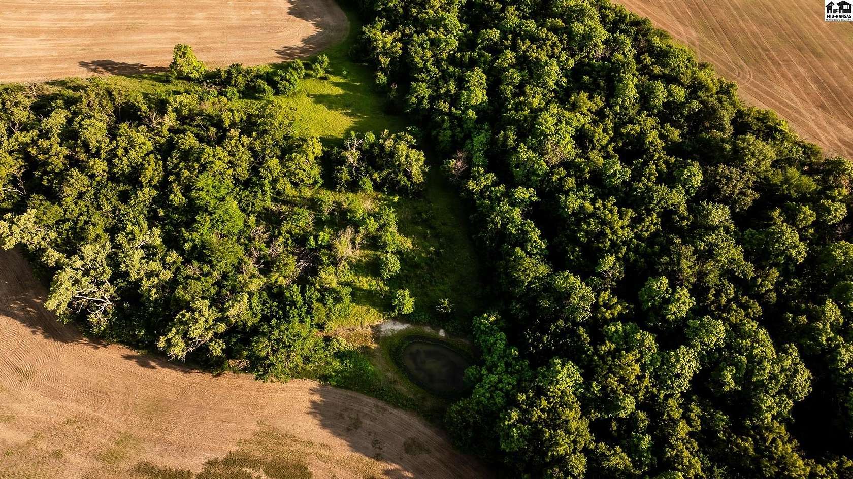 142 Acres of Land for Sale in Roxbury, Kansas