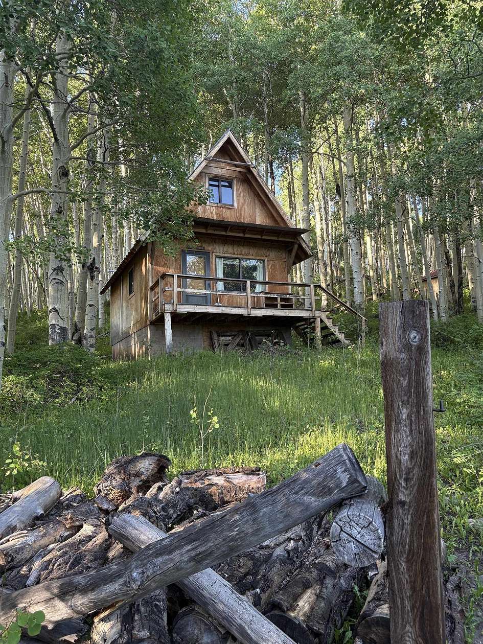 186 Acres of Recreational Land with Home for Sale in Paonia, Colorado