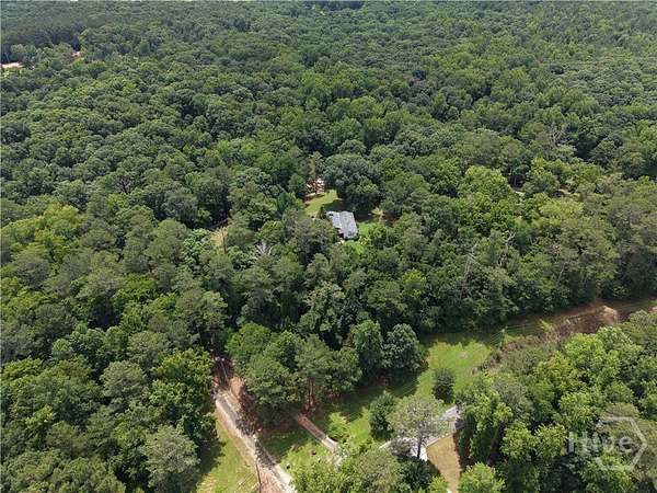 5 Acres of Residential Land for Sale in Hull, Georgia