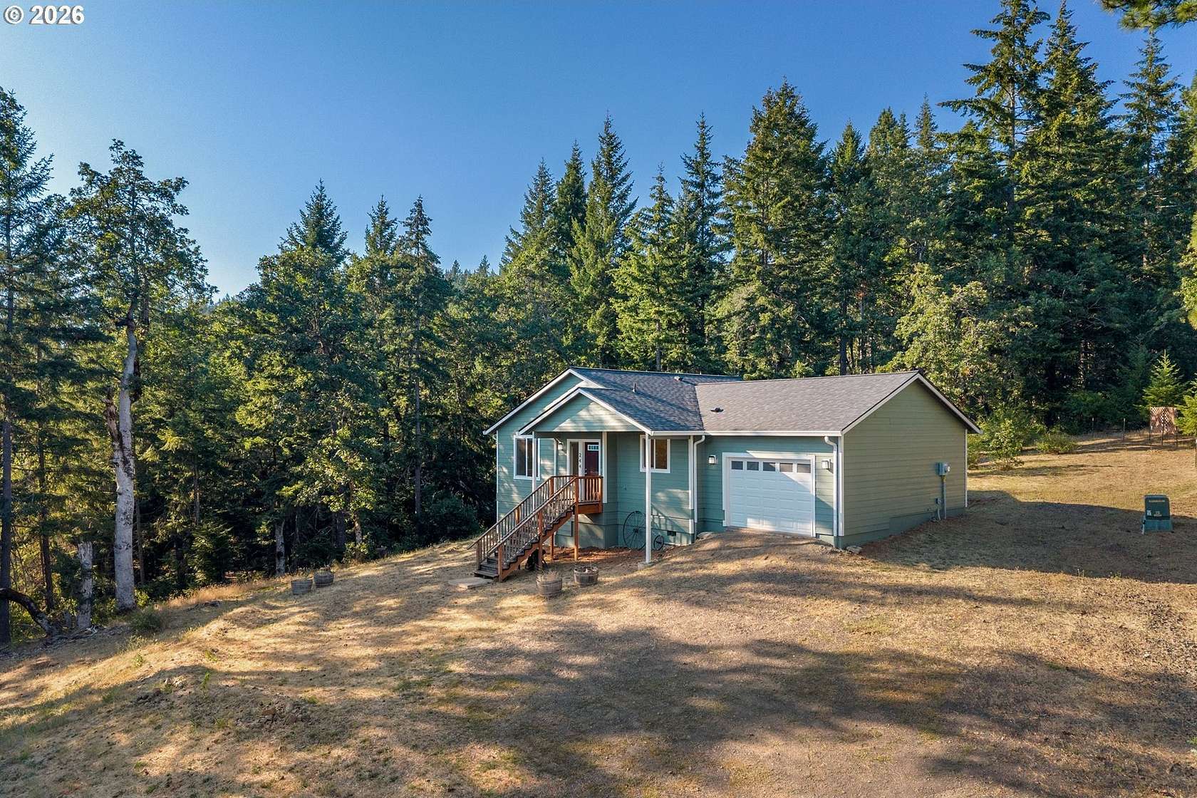2.5 Acres of Land with Home for Sale in White Salmon, Washington