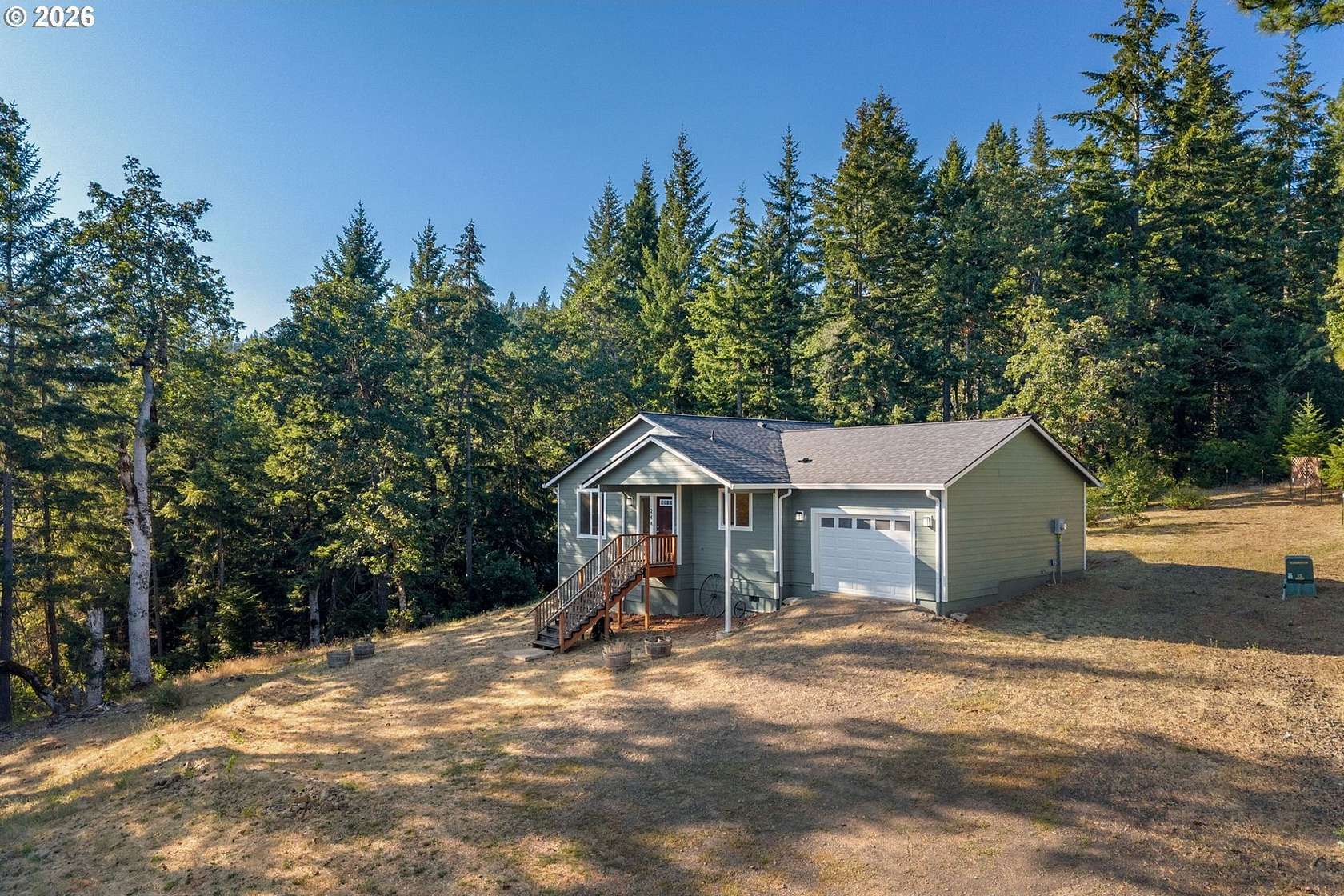 2.5 Acres of Land with Home for Sale in White Salmon, Washington
