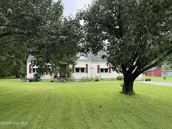4 Acres of Land with Home for Sale in Williston, North Carolina