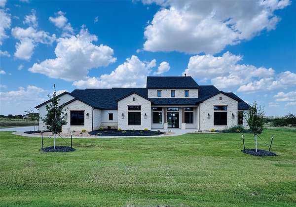2 Acres of Land with Home for Sale in Aledo, Texas