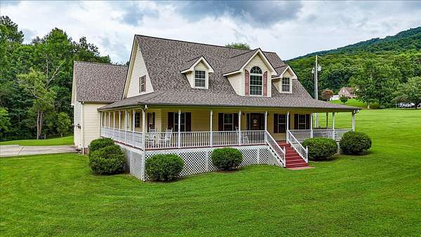 2.88 Acres of Land with Home for Sale in Whitwell, Tennessee